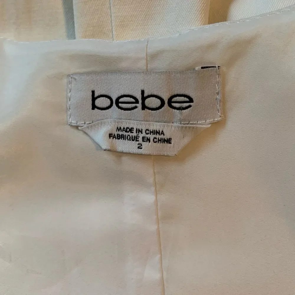 Bebe off‎ white mini  dress. Size 2 - Picture 5 of 12